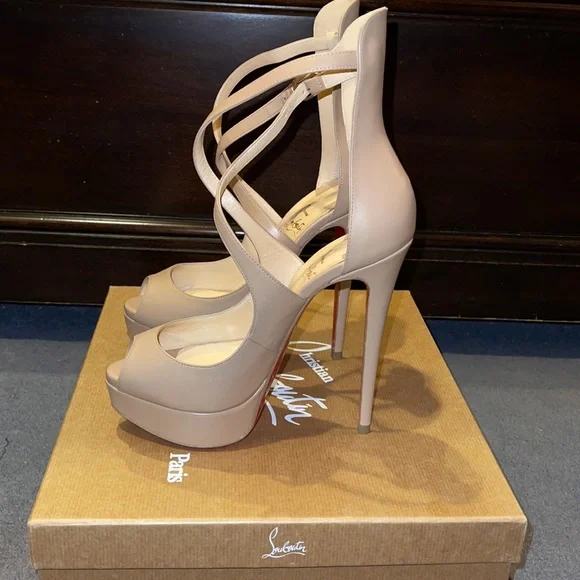 (SOLD) CHRISTIAN LOUBOUTIN PLATFORM PUMPS - Picture 4 of 5